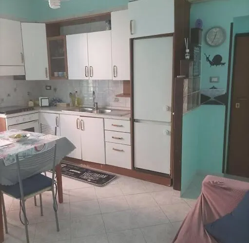 Licheni House