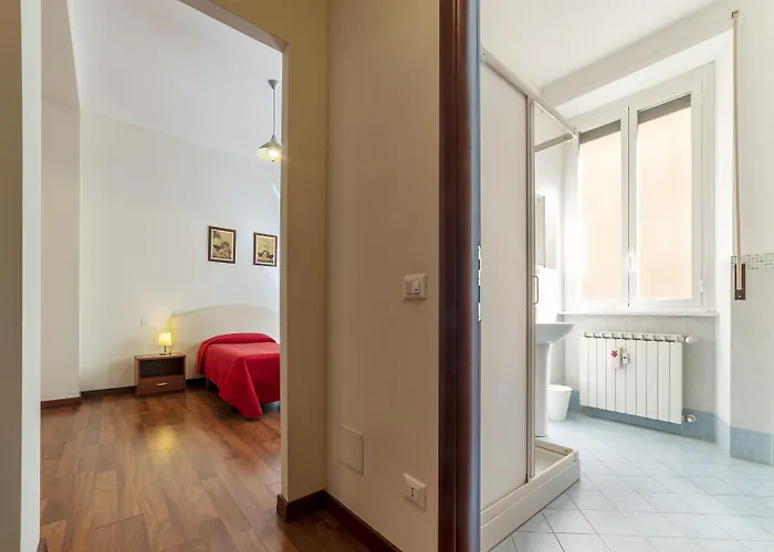 Piazza Re di Roma Apartment